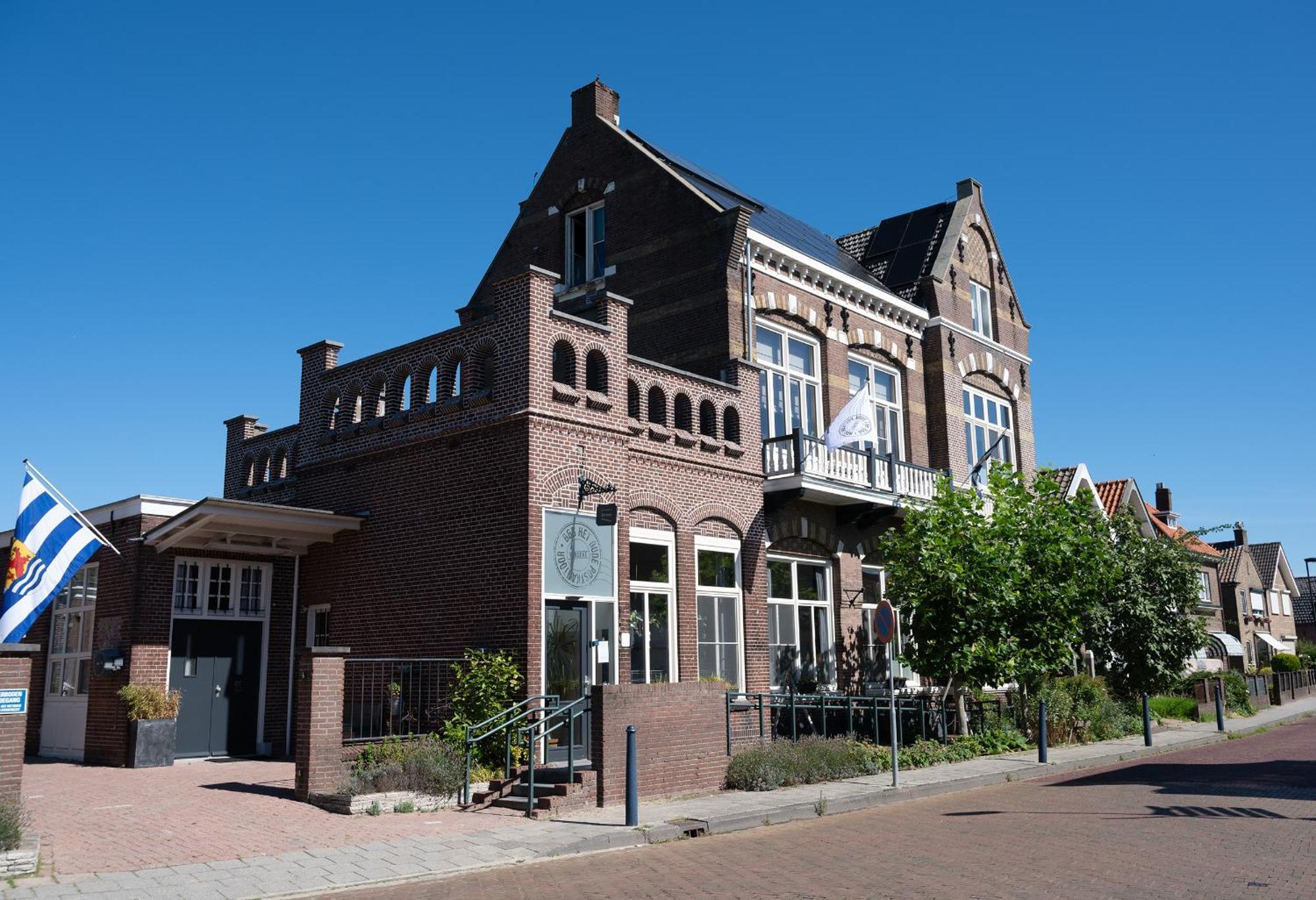 يرسك B&B Het Oude Postkantoor المظهر الخارجي الصورة